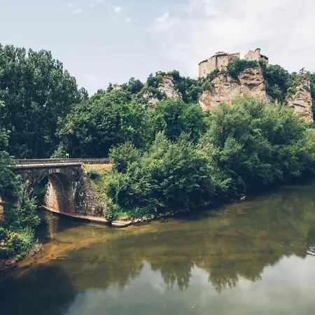 Willa In By Aveyron River Bruniquel