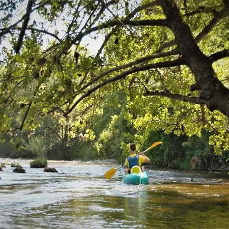 In By Aveyron River Villa Bruniquel