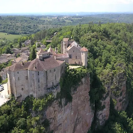 Villa In By Aveyron River *