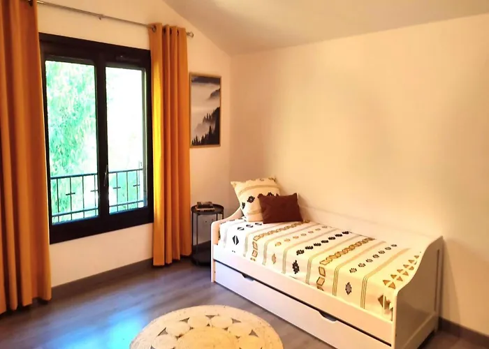 Villa In By Aveyron River Bruniquel