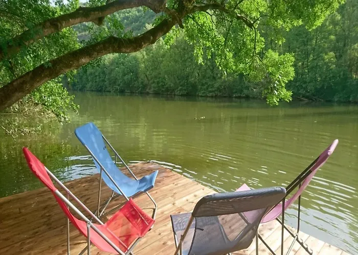 In By Aveyron River Villa *
